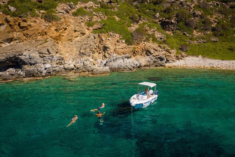 /activity-images/197/1}